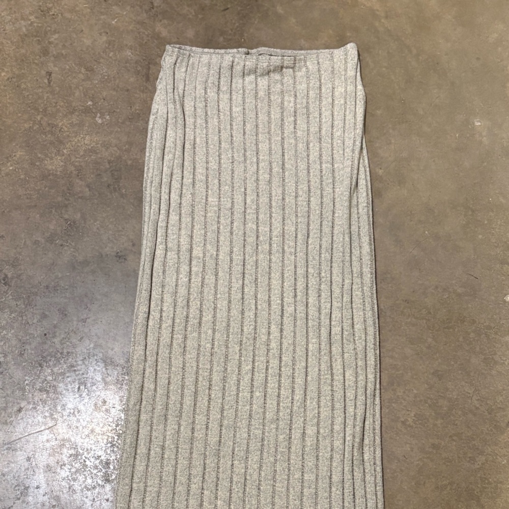 SHEIN Textured Gray Skirt